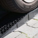 Terpo Komplet 2 ekstra ploskih avtomobilskih ramp, 700 × 200 × 78 mm, nosilnost 3000 kg na par, reciklirani HDPE Prikolice