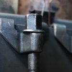 Terpo Komplet vzmetnih sponk 2-delni 375 mm (14,8″) – jeklene spone iz C45 za montažo in demontažo vzmeti podvozja pri nižanju vozila