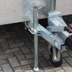 Terpo Komplet 2 pocinkanih podpornih nog za prikolico Ø 48 mm z objemkami Prikolice